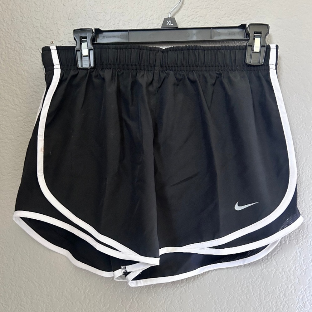 NWT Women's Nike Running Tempo Dri-FIT Mid-Rise Black